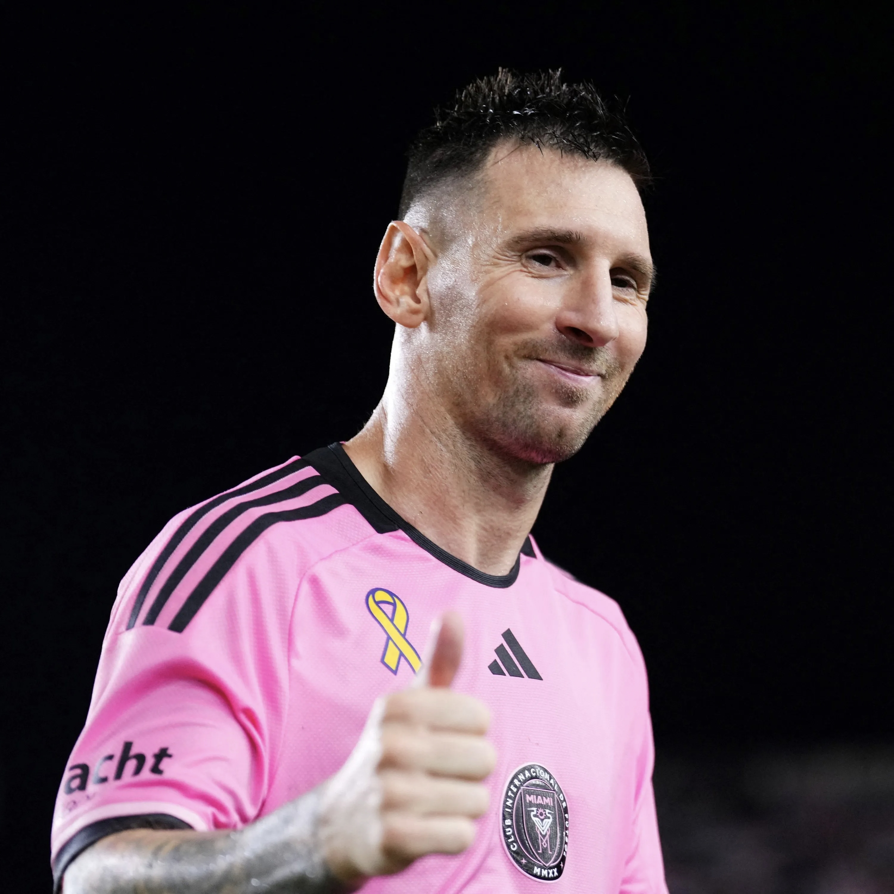 九游入口-梅西刷新世界纪录,中国女排教练激动落泪!(梅西刷新世界纪录,中国女排教练激动落泪视频)