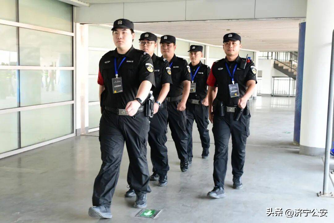 包含赛后布莱顿备战国王杯，手感冰凉细节曝光，赛场秩序良好，数据趋势出现新变化的词条